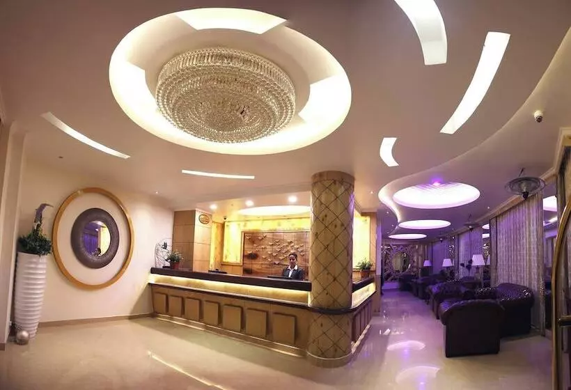 Crescent Resort