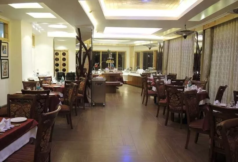 Crescent Resort