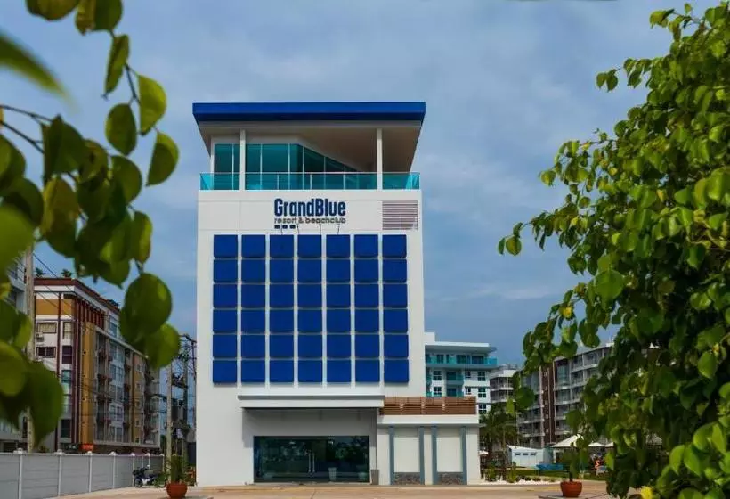Grandblue Resort & Beachclub