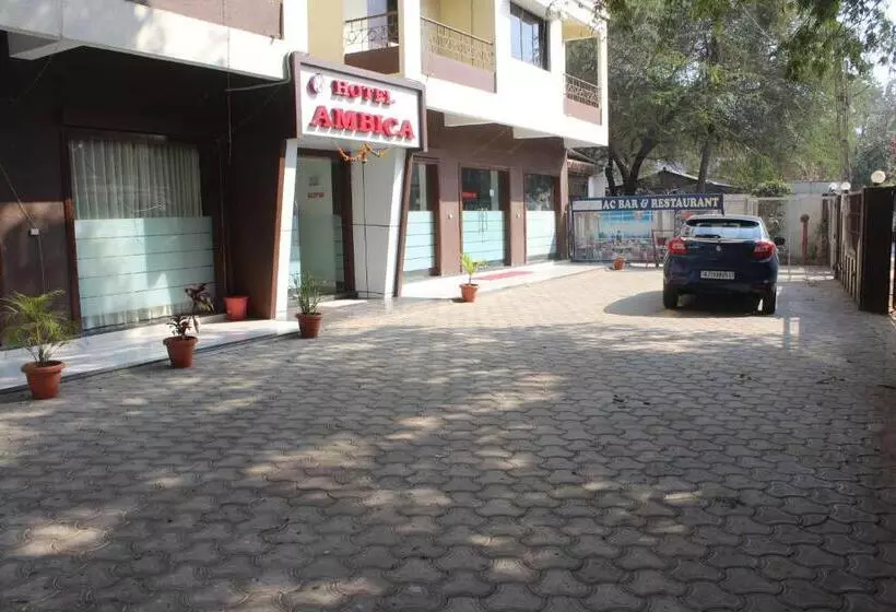 Hotelli Ambica