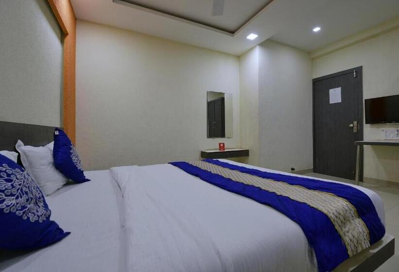 Collection O Hotel Svl