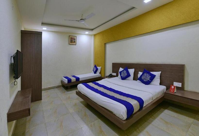 Collection O Hotel Svl