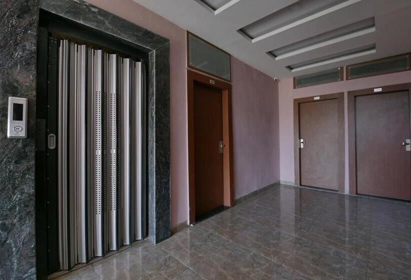 Collection O Hotel Svl