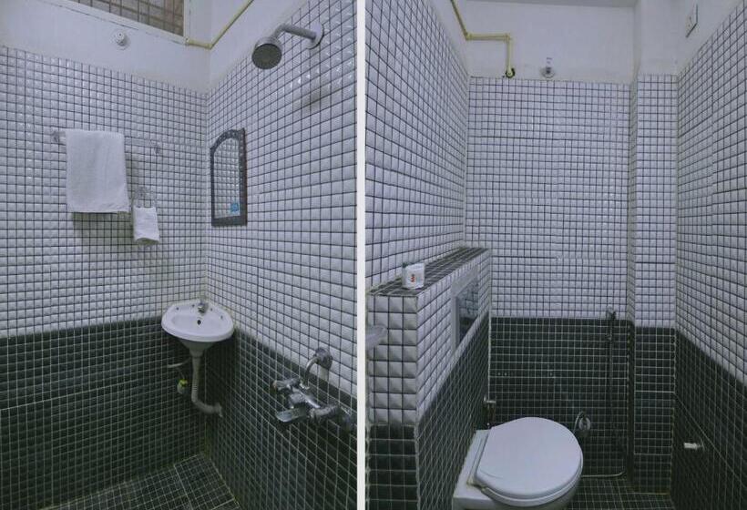 Collection O Hotel Svl