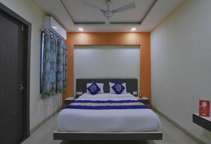 Collection O Hotel Svl