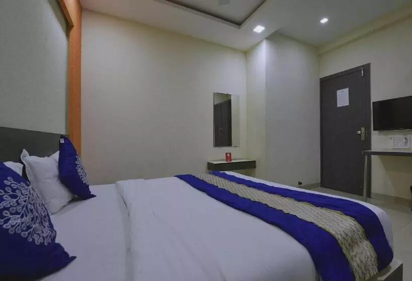 Collection O Hotel Svl