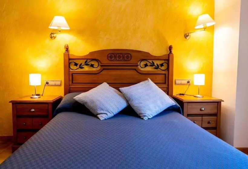 ホテル Hostal El Guerrer