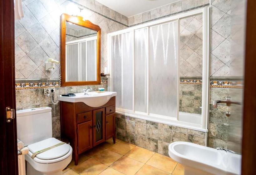 Отель Hostal El Guerrer