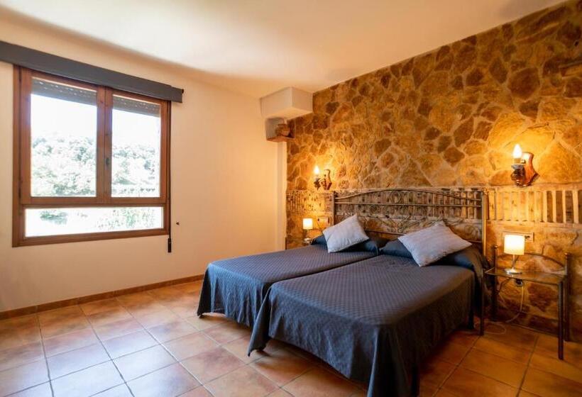 Отель Hostal El Guerrer