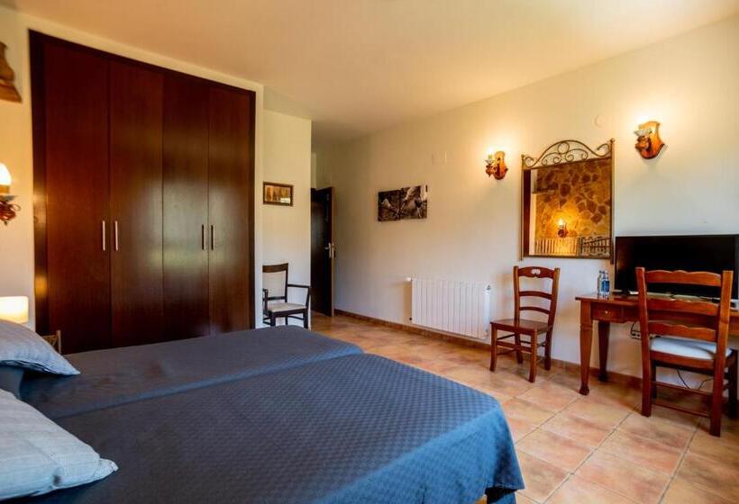 Отель Hostal El Guerrer