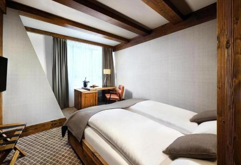 בית מלון כפרי Pošta