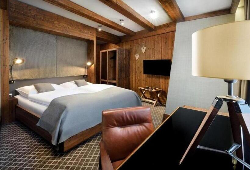 בית מלון כפרי Pošta