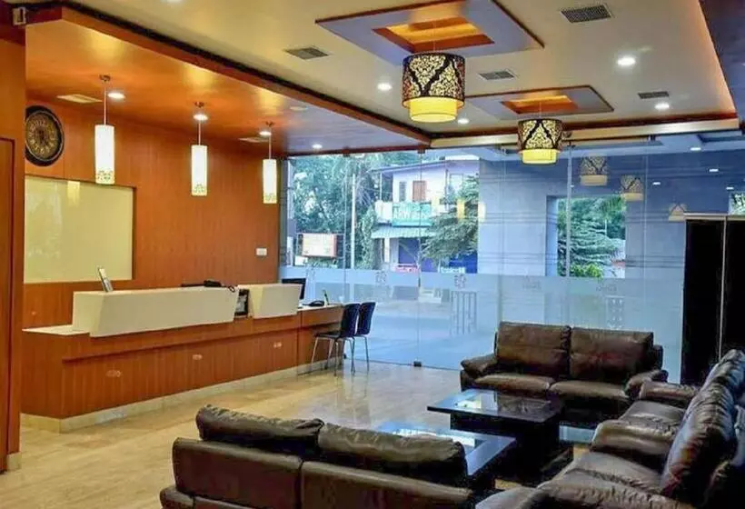 ホテル Rathna Residency