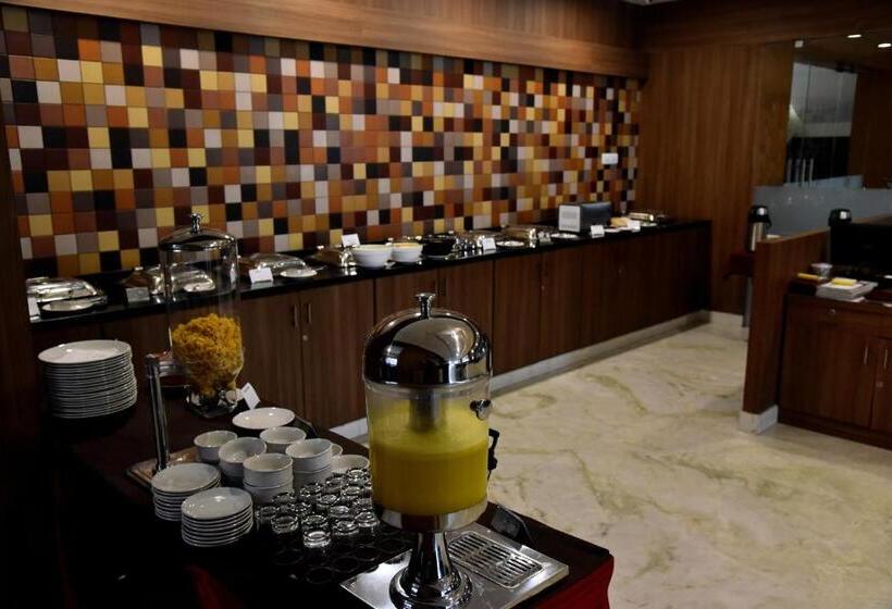 Hotelli Rathna Residency