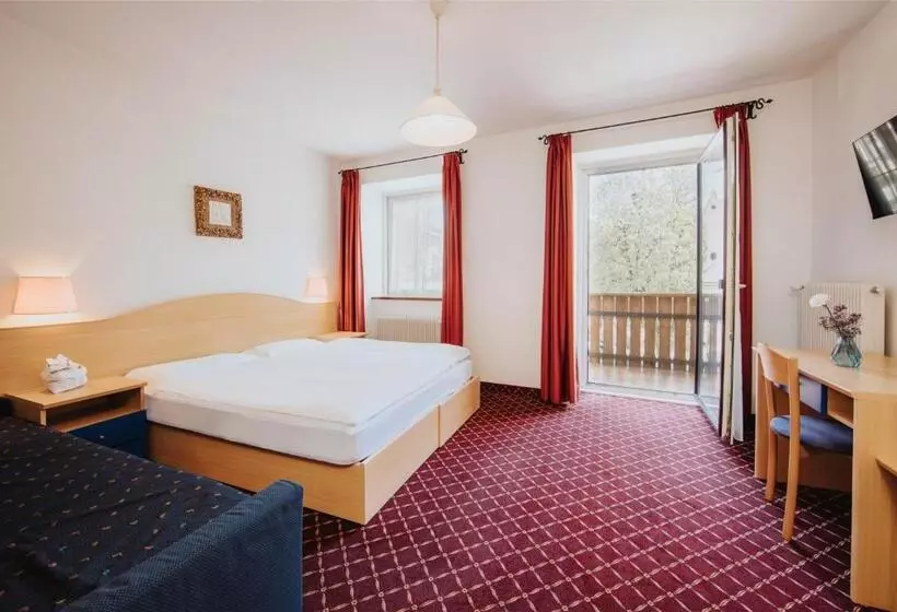 Hotelli Trudnerhof Im Naturpark Trudnerhorn