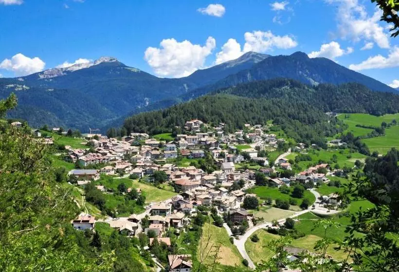 Hotelli Trudnerhof Im Naturpark Trudnerhorn