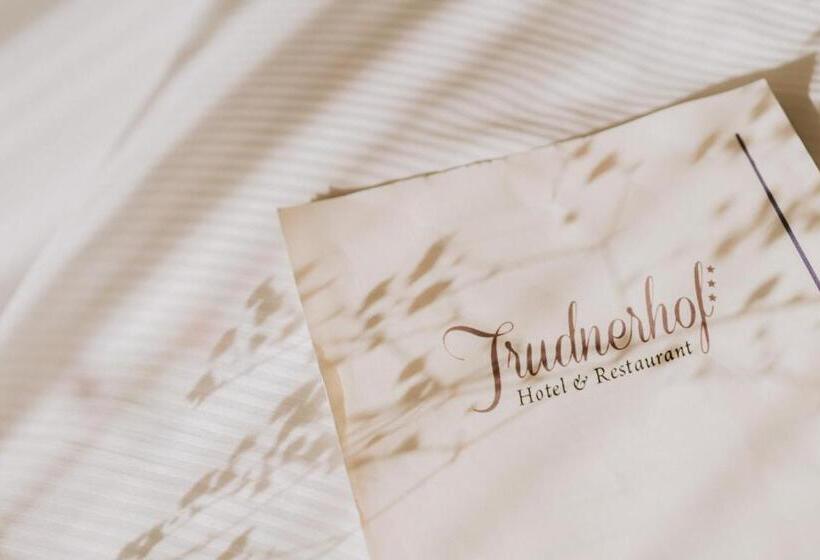 ホテル Trudnerhof Im Naturpark Trudnerhorn