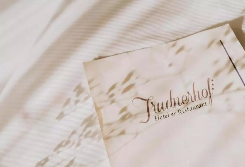 Hotelli Trudnerhof Im Naturpark Trudnerhorn