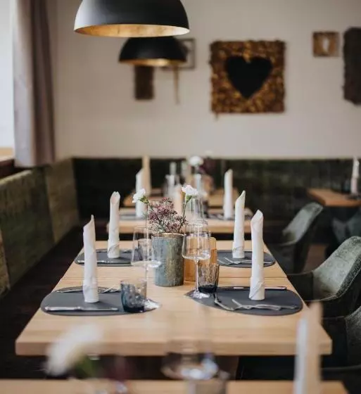 Hotelli Trudnerhof Im Naturpark Trudnerhorn