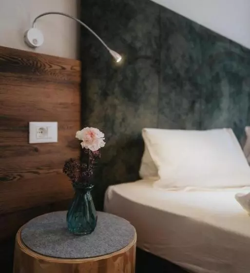 Hotelli Trudnerhof Im Naturpark Trudnerhorn