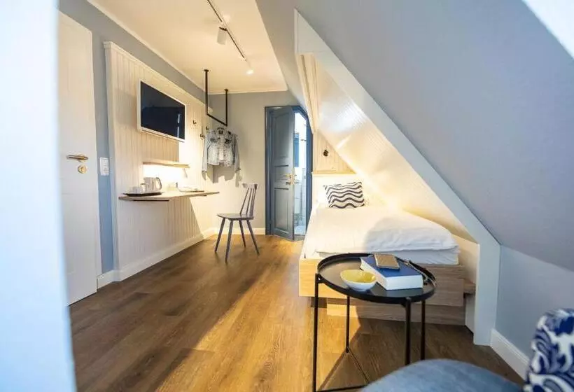 Hotelli Ual öömrang Wiartshüs