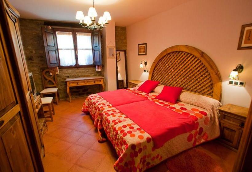 هتل Villa Románica