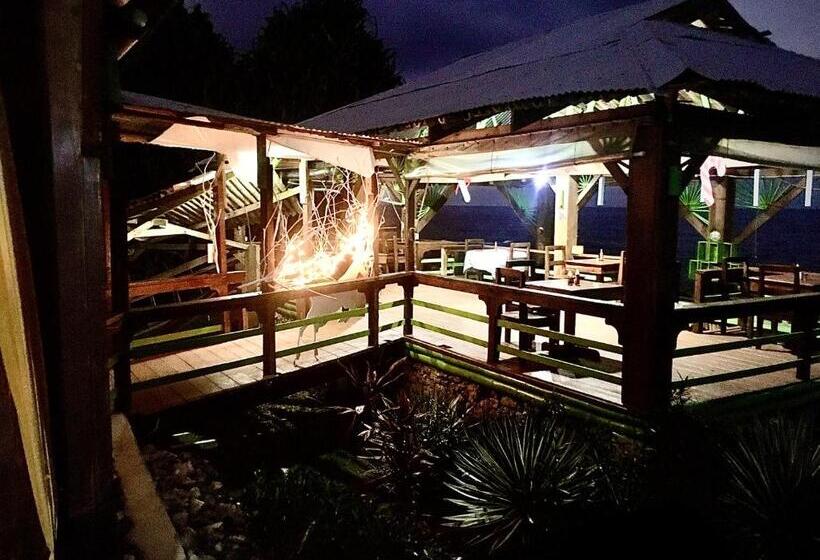 The Sea Cliff Hotel Resort & Spa