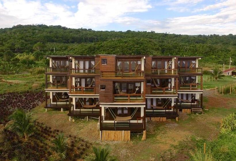 The Sea Cliff Hotel Resort & Spa