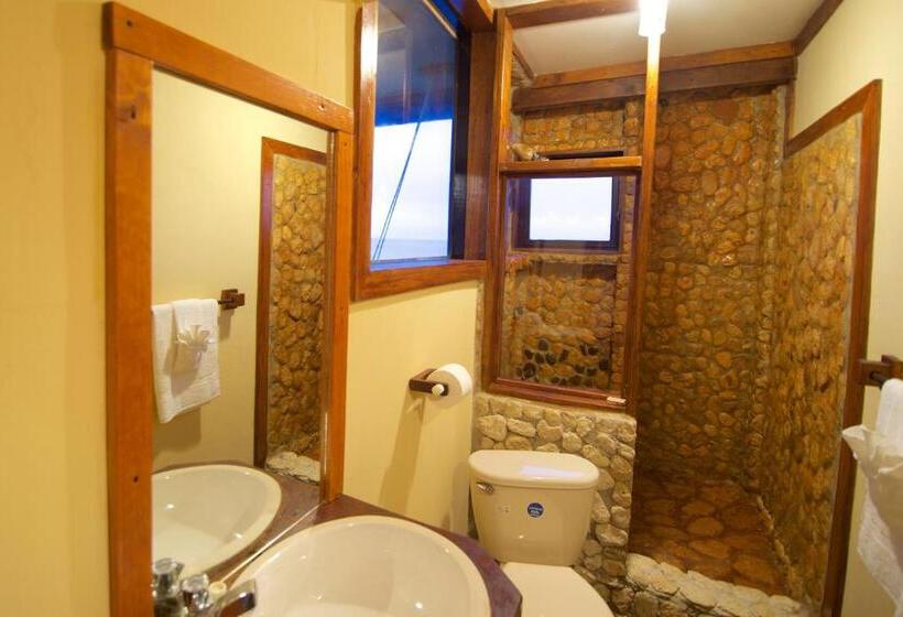 The Sea Cliff Hotel Resort & Spa