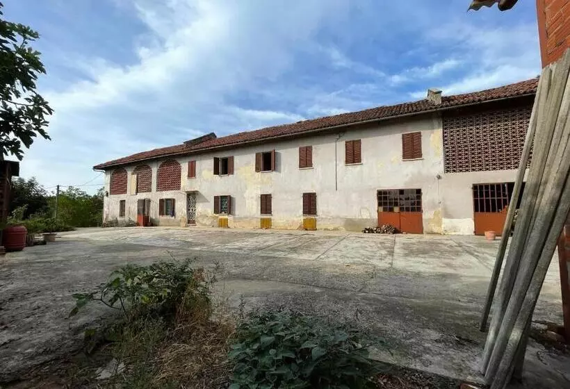تختخواب و صبحانه Cascina Baresane