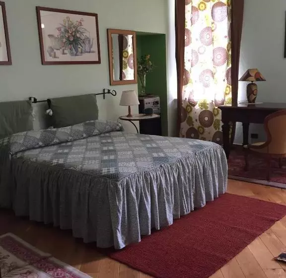 تختخواب و صبحانه Cascina Baresane