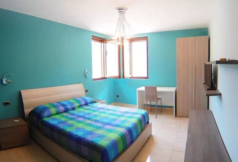 ベッドアンドブレックファースト La Tarantola