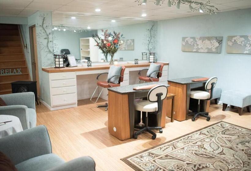 مبيت وإفطار The Inn At White Oak