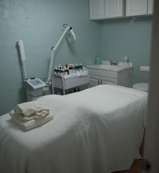 مبيت وإفطار The Inn At White Oak