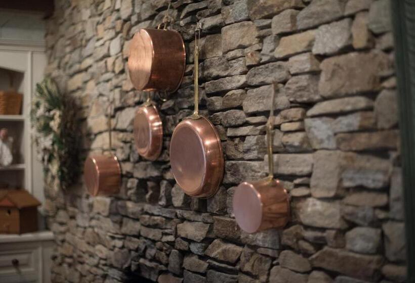 مبيت وإفطار The Inn At White Oak