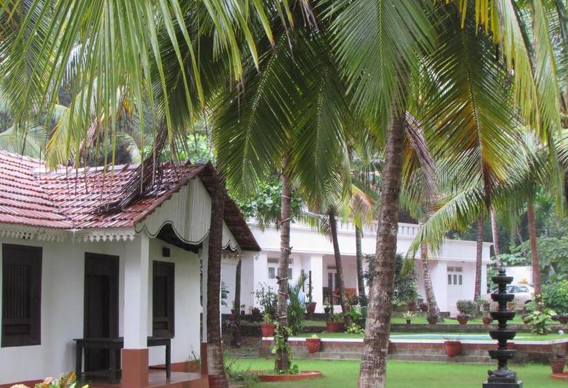 민박 The Malabar Beach Resort