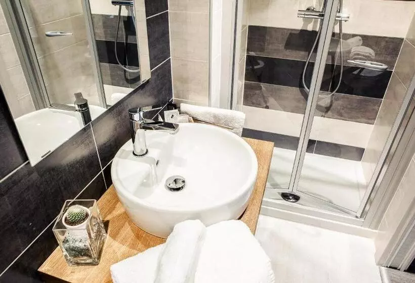 Aamiaismajoitus (B&B) Venere Rooms