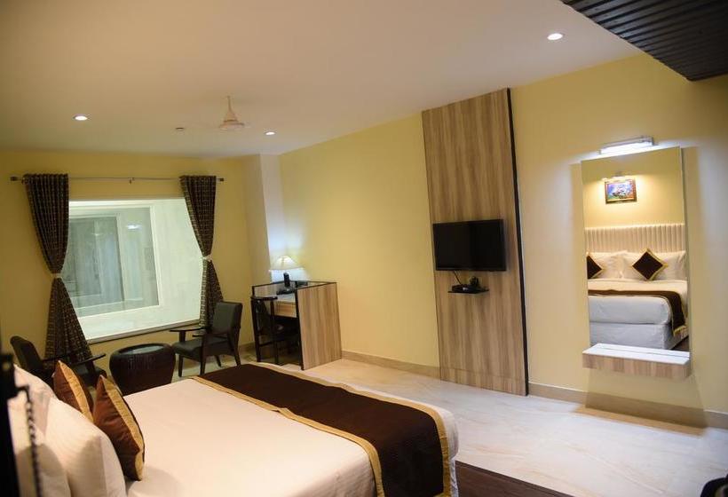 בית מלון כפרי Broadway