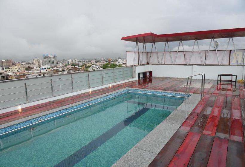 בית מלון כפרי Broadway