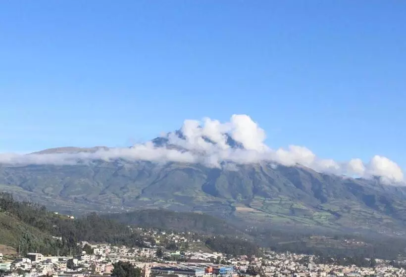 ホテル Hostal Mirador De Otavalo