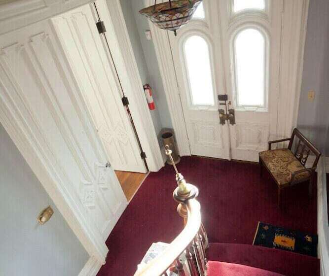 Hudson City Bed & Breakfast