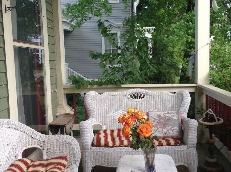 Hudson City Bed & Breakfast