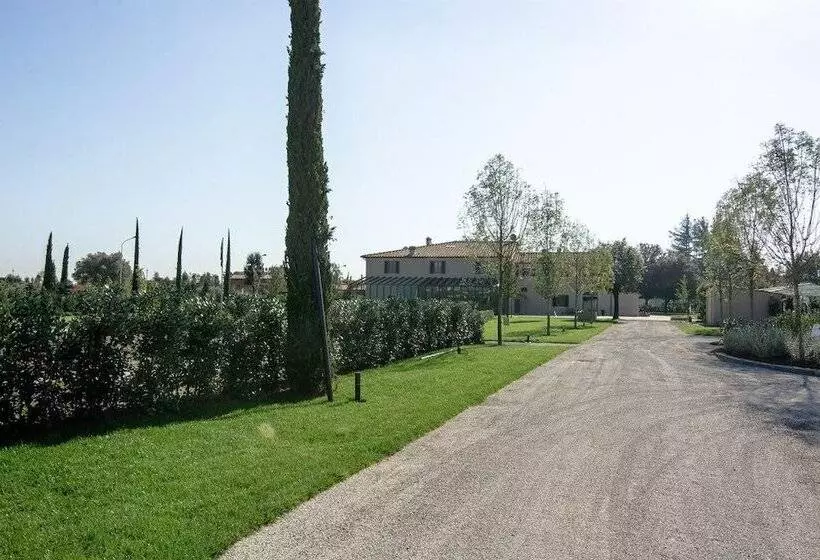 استراحتگاه Pistoia Nursery Campus Agriturismo In Città