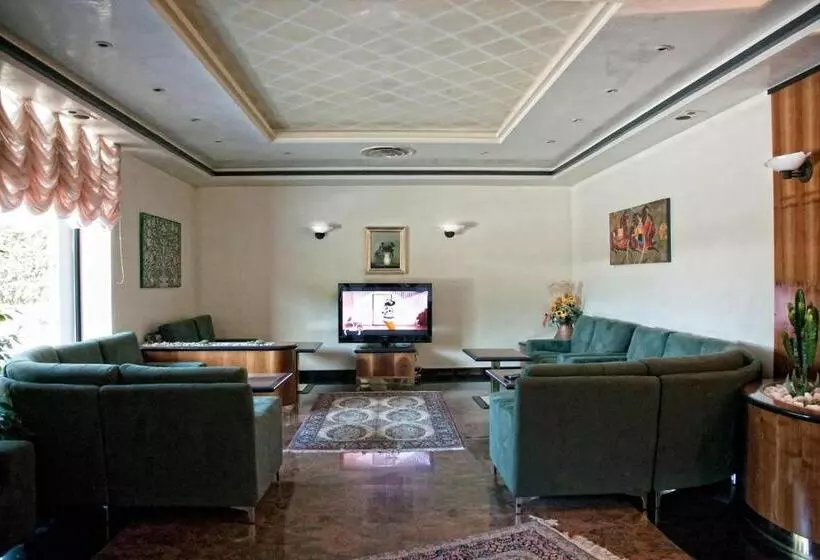 Sunny Palace Hotel Restaurant