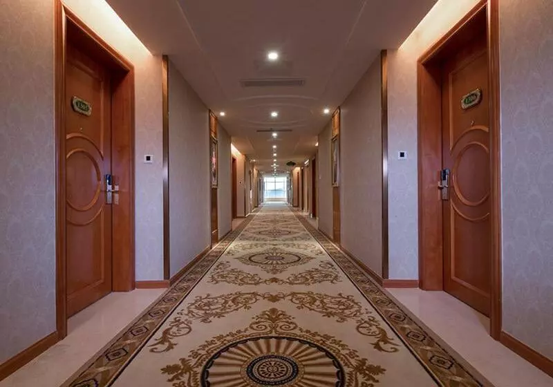 Vienna Hotel Chaoyang High Speed Train Station