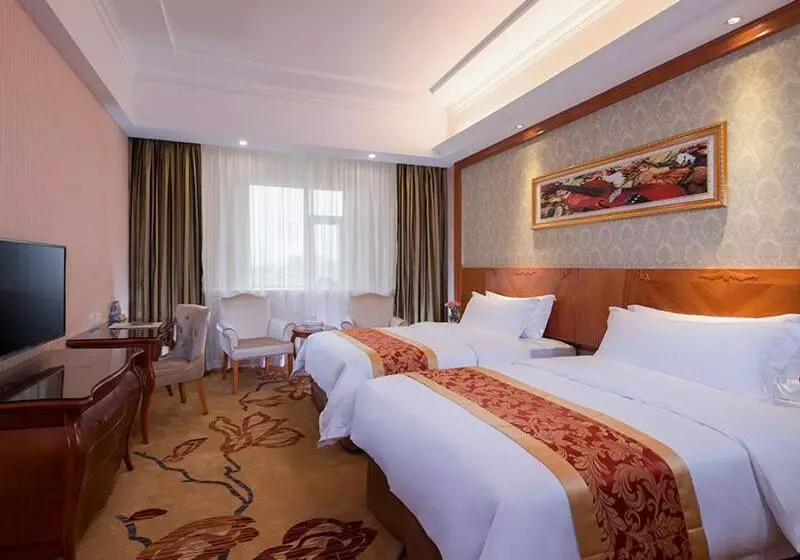 Vienna Hotel Chaoyang High Speed Train Station