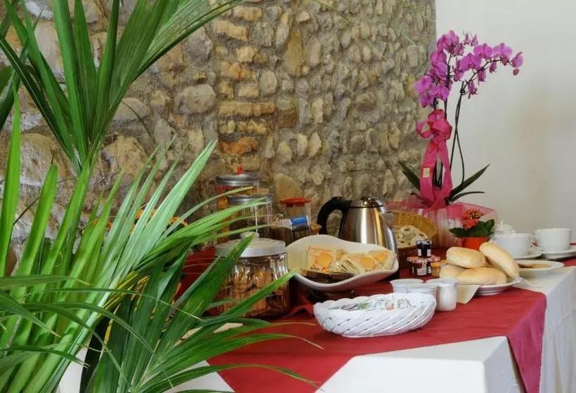 Aamiaismajoitus (B&B) Casa Pellis