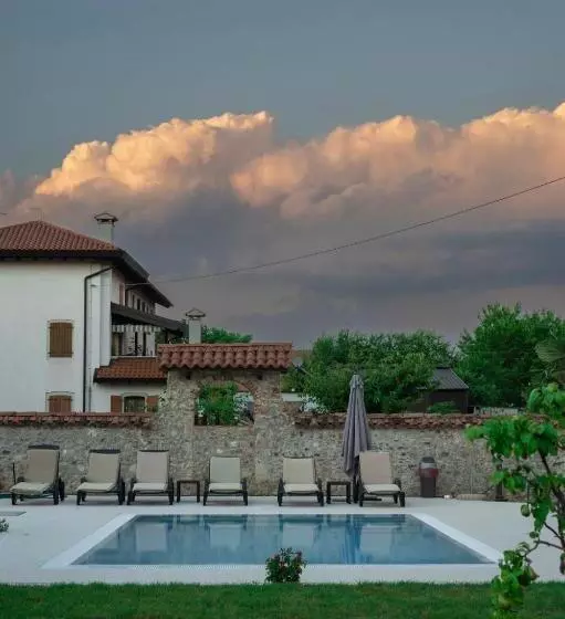 Aamiaismajoitus (B&B) Casa Pellis