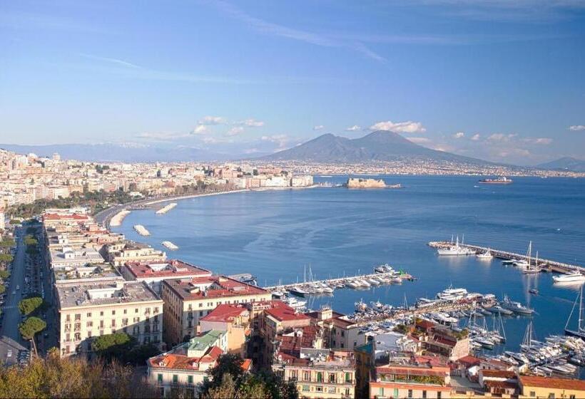 تختخواب و صبحانه Parthenope Suite