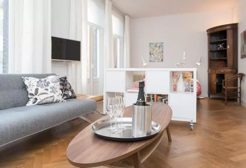 تختخواب و صبحانه Sleeping Beauty Apartment Amsterdam